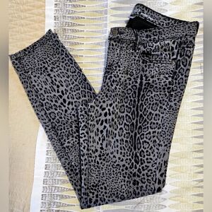 New York & Company Ankle Jeans